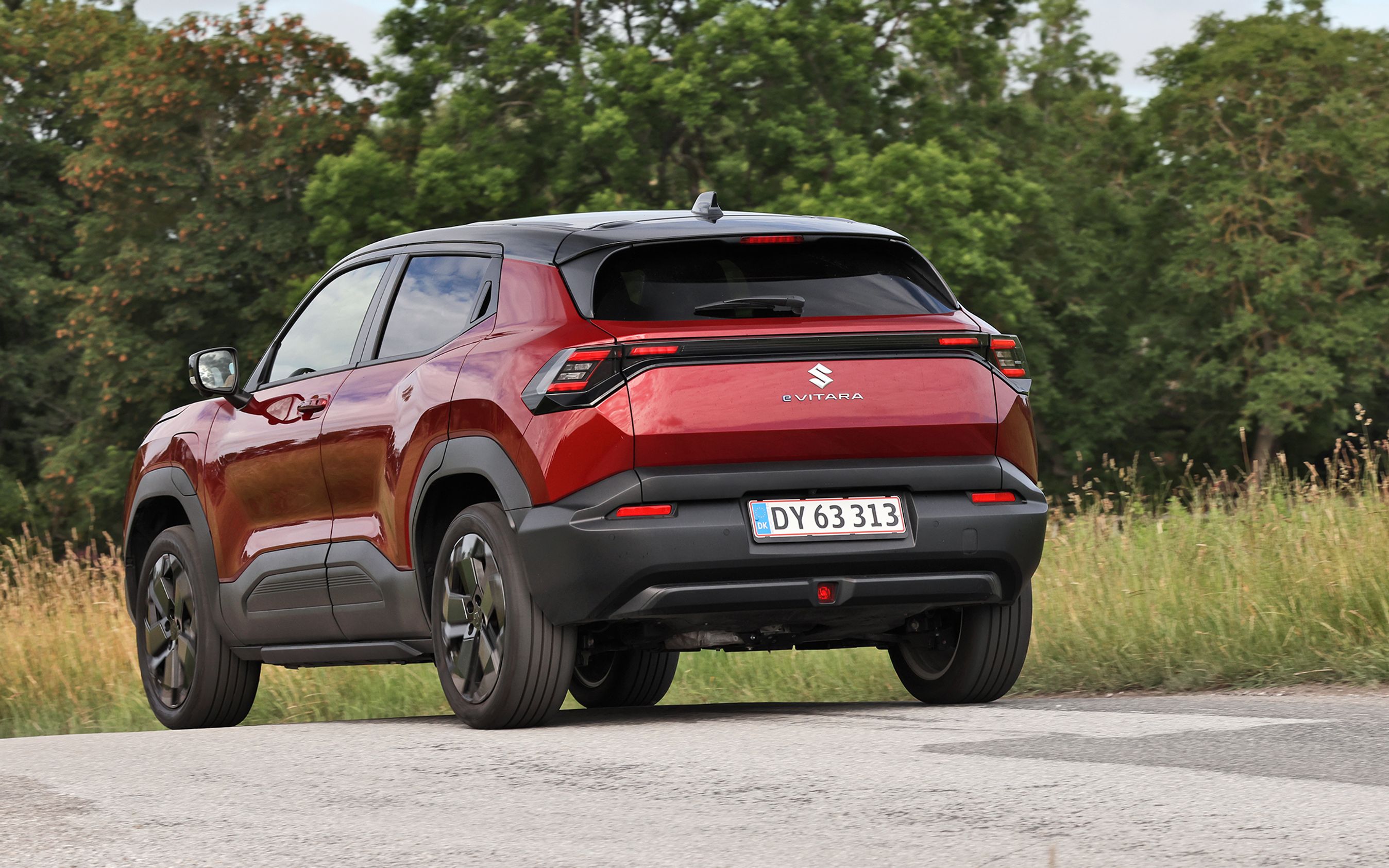 Suzuki eVitara set bagfra