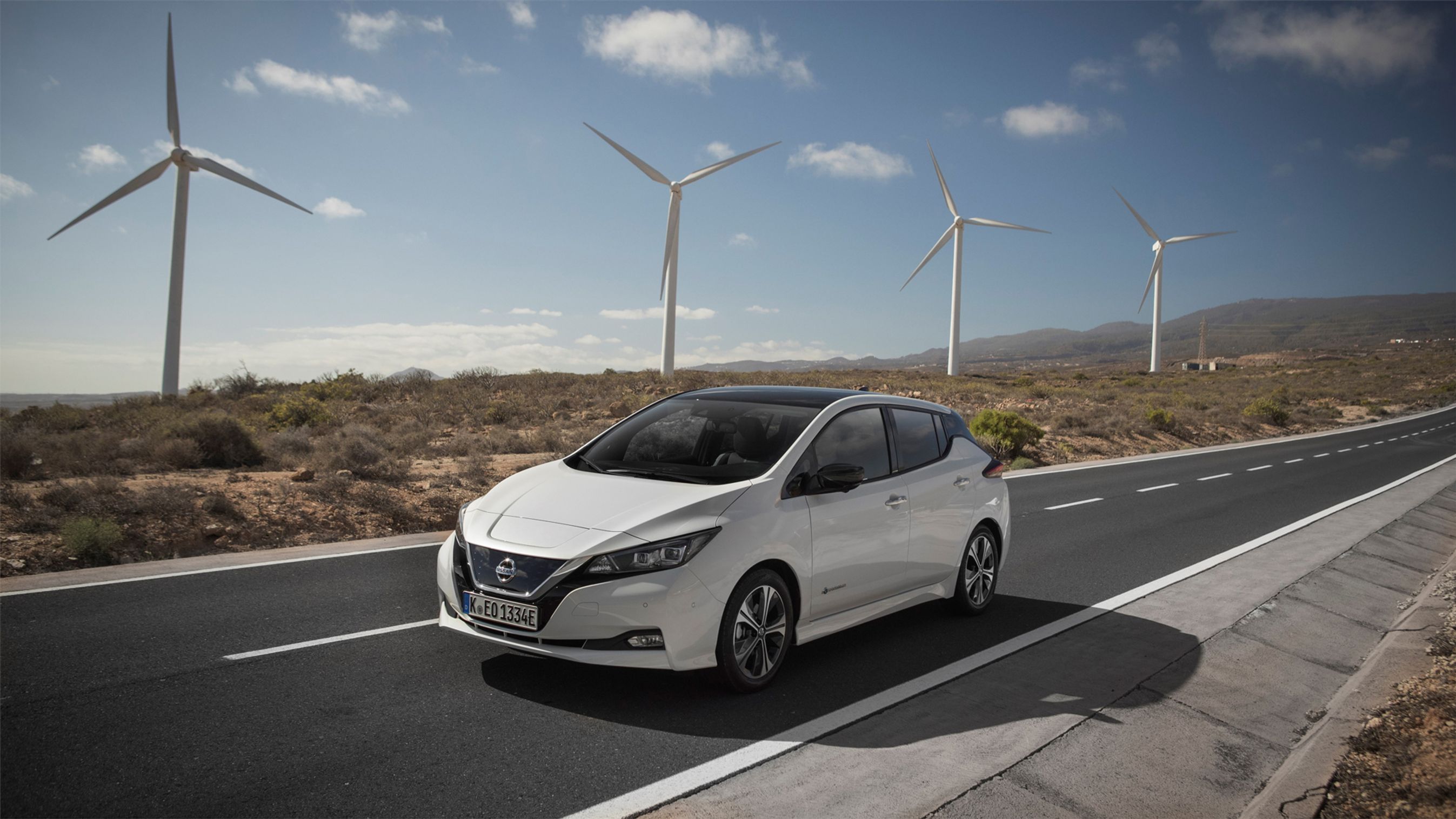 Nissan Leaf med vindmøller