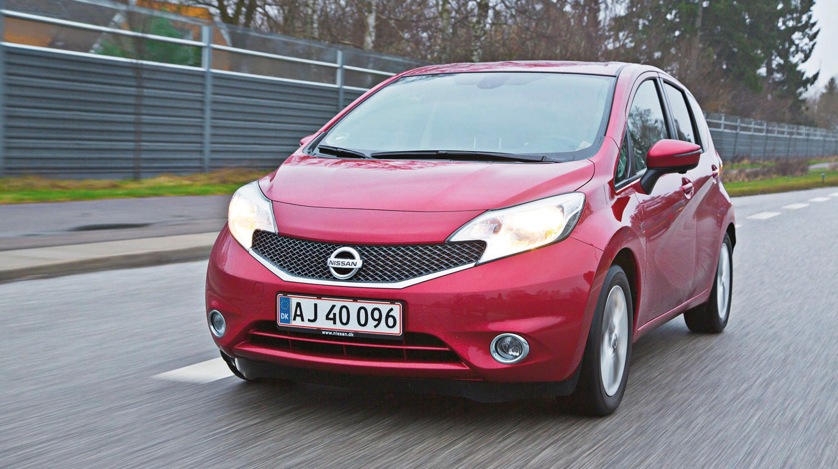 Nissan Note forfra