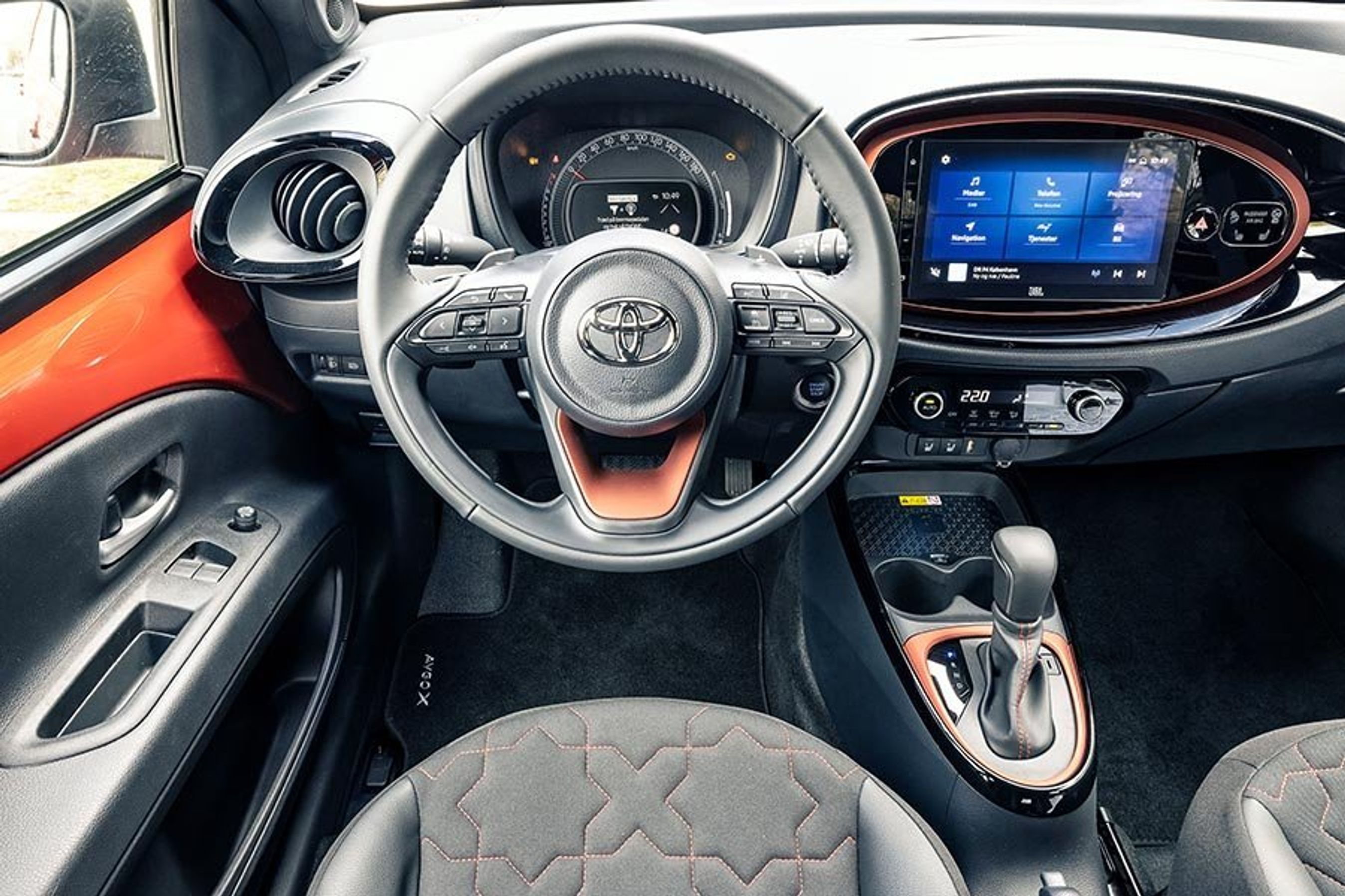 Kabine i Toyota Aygo X.