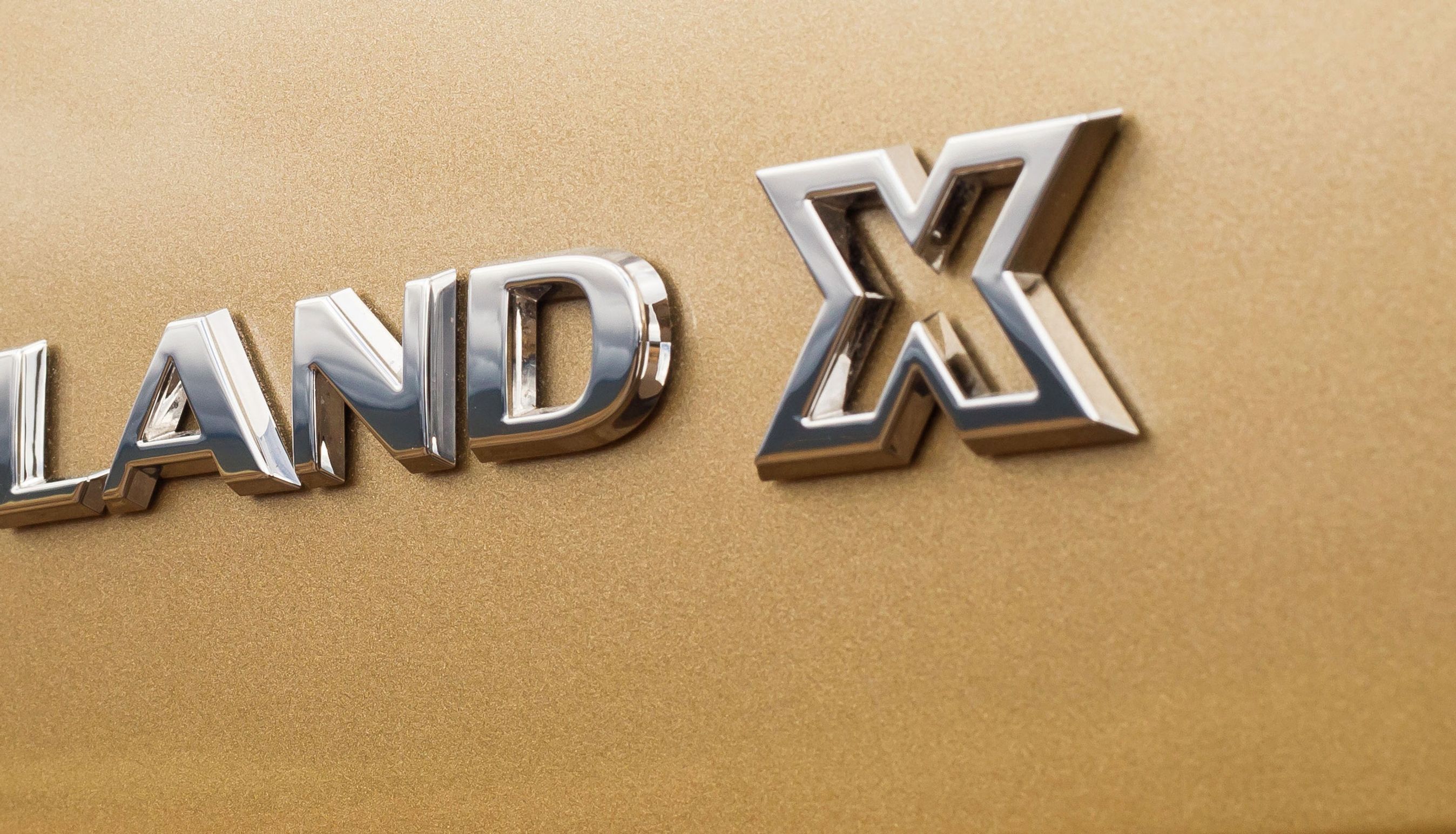 Det er slut med X'et bag på Opels crossovermodeller.