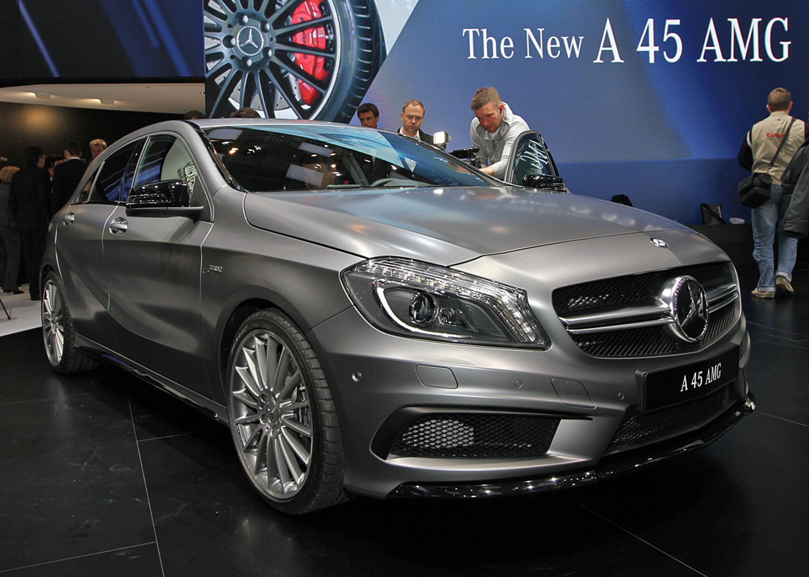 AMG-versionen af A-klassen havde premiere på Genève-udstillingen i marts. Det ventes, at også CLA-modellen kommer som AMG.