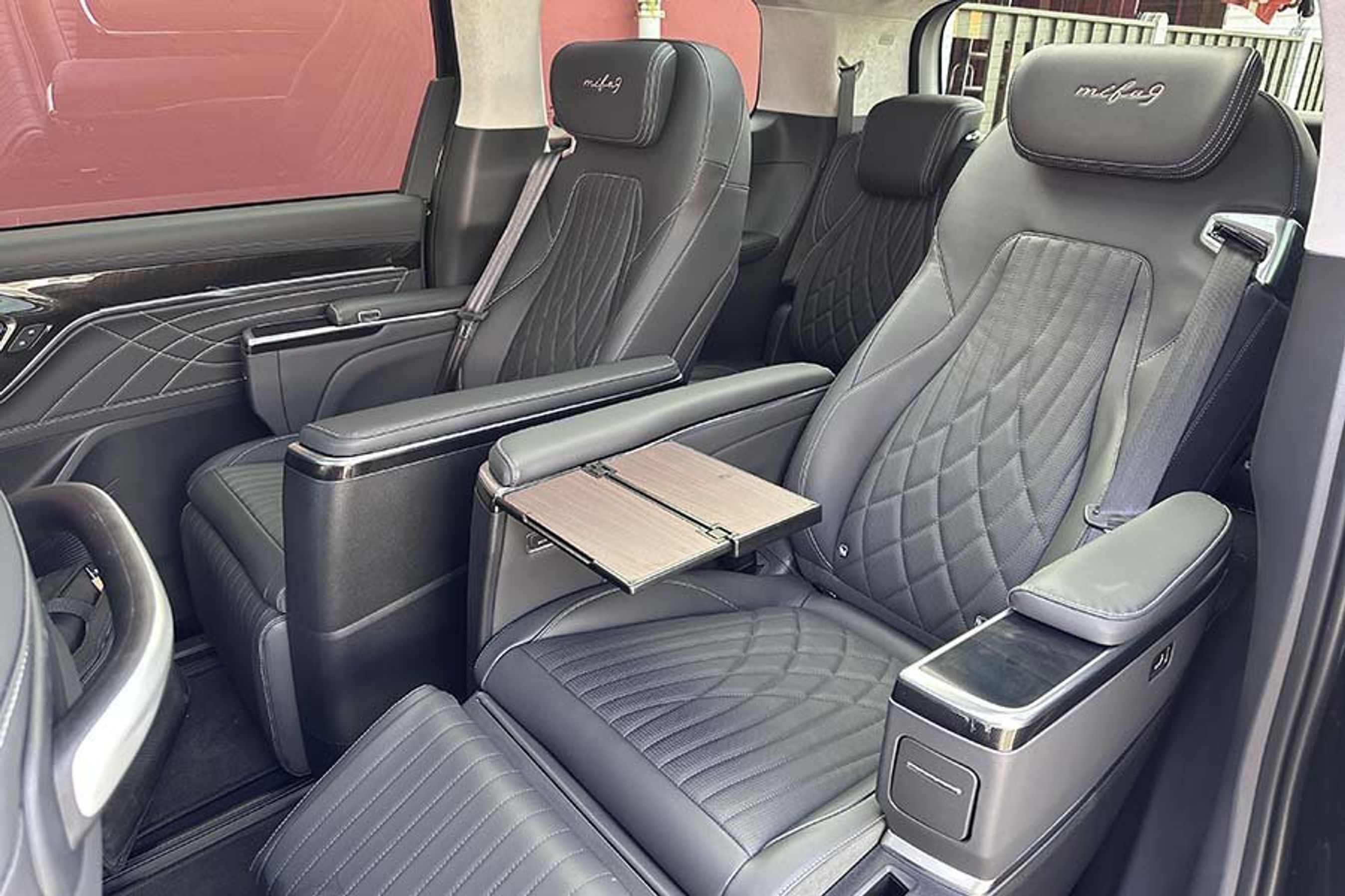 Bagsæderne i Maxus Mifa9 er nærmest de bedste i bilen