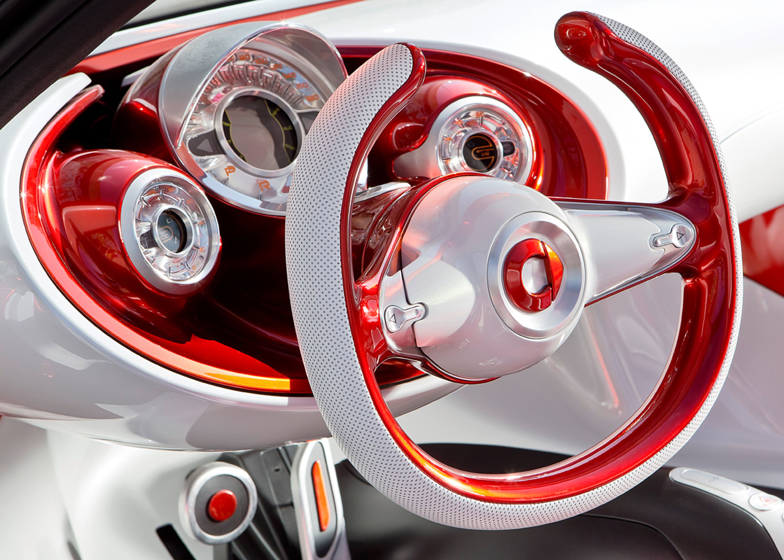 I kabinen er der smurt tykt på med konceptbil-effekter.