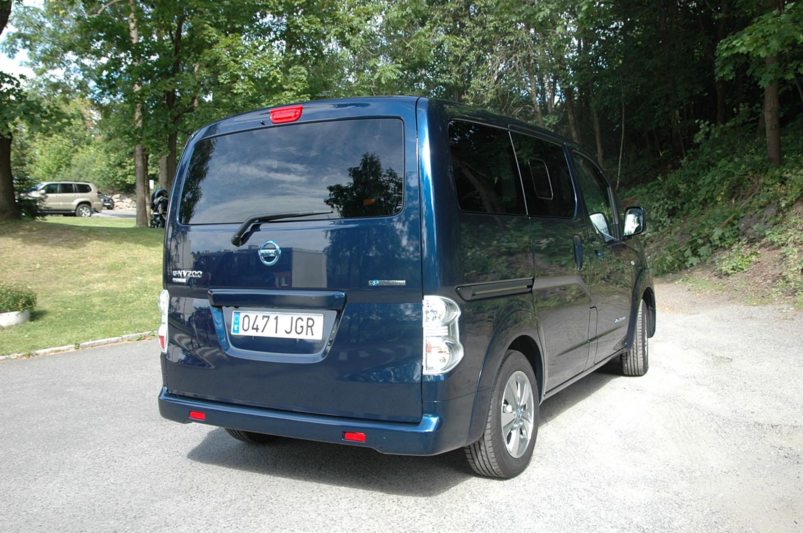 Nissan e-NV200 Evalia er en ny syvpersoner elbil. Den deler teknik med en Nissan Leaf, men er i bund og grund bygget på varevognen, NV200. Foto: Søren W. Rasmussen, FDM