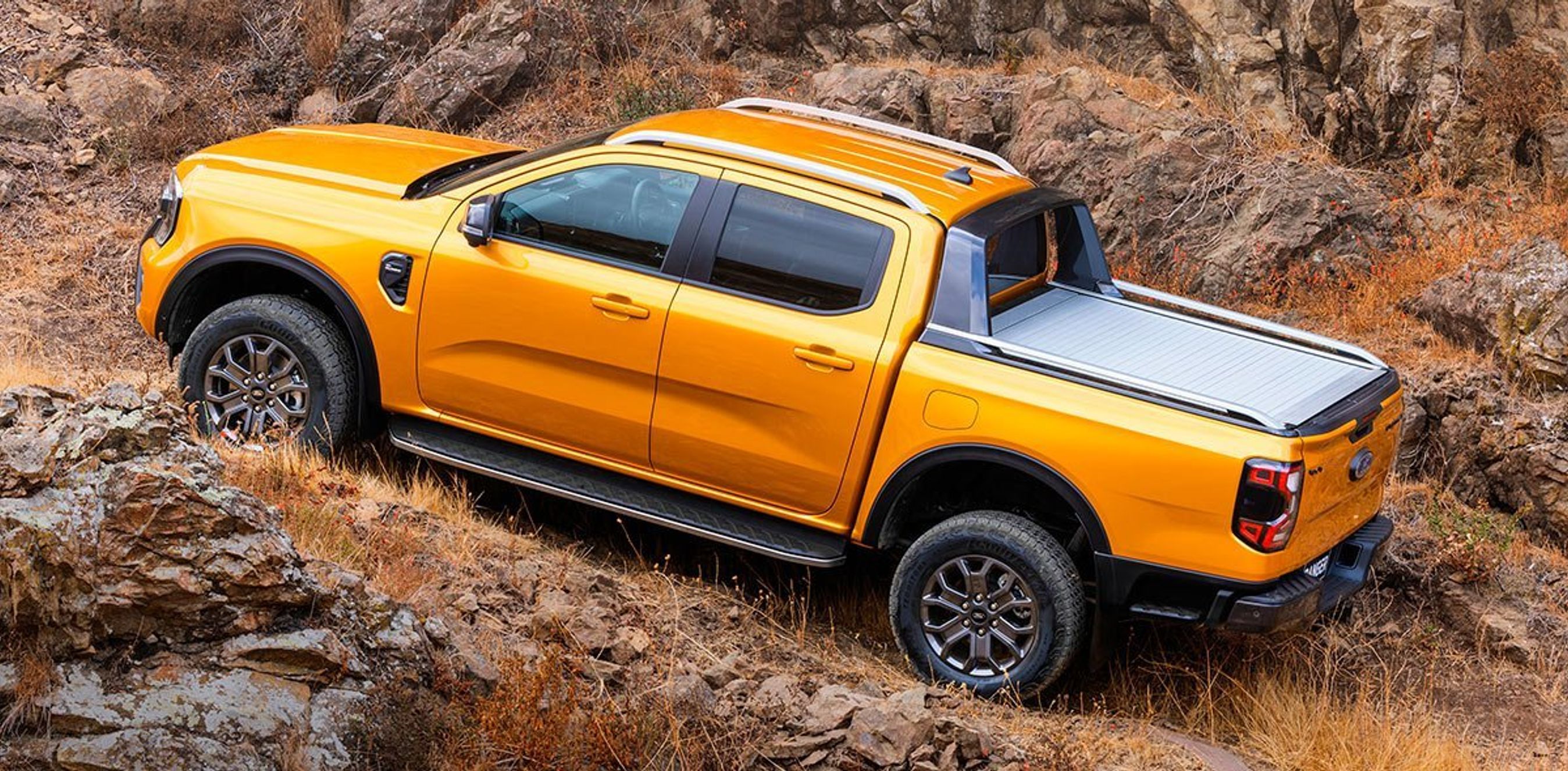 Kabinen fås i flere størrelser, som påvirker længden af ladet.