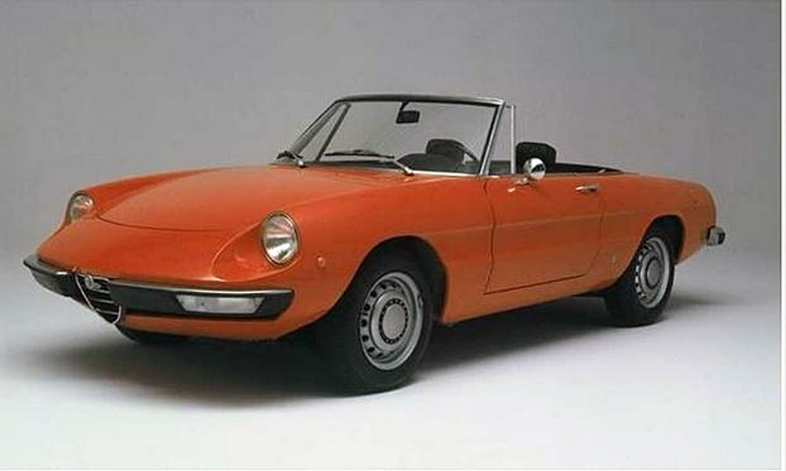 Alfa Romeo Spider er et af klenodierne skabt af designfirmaet Pininfarina.