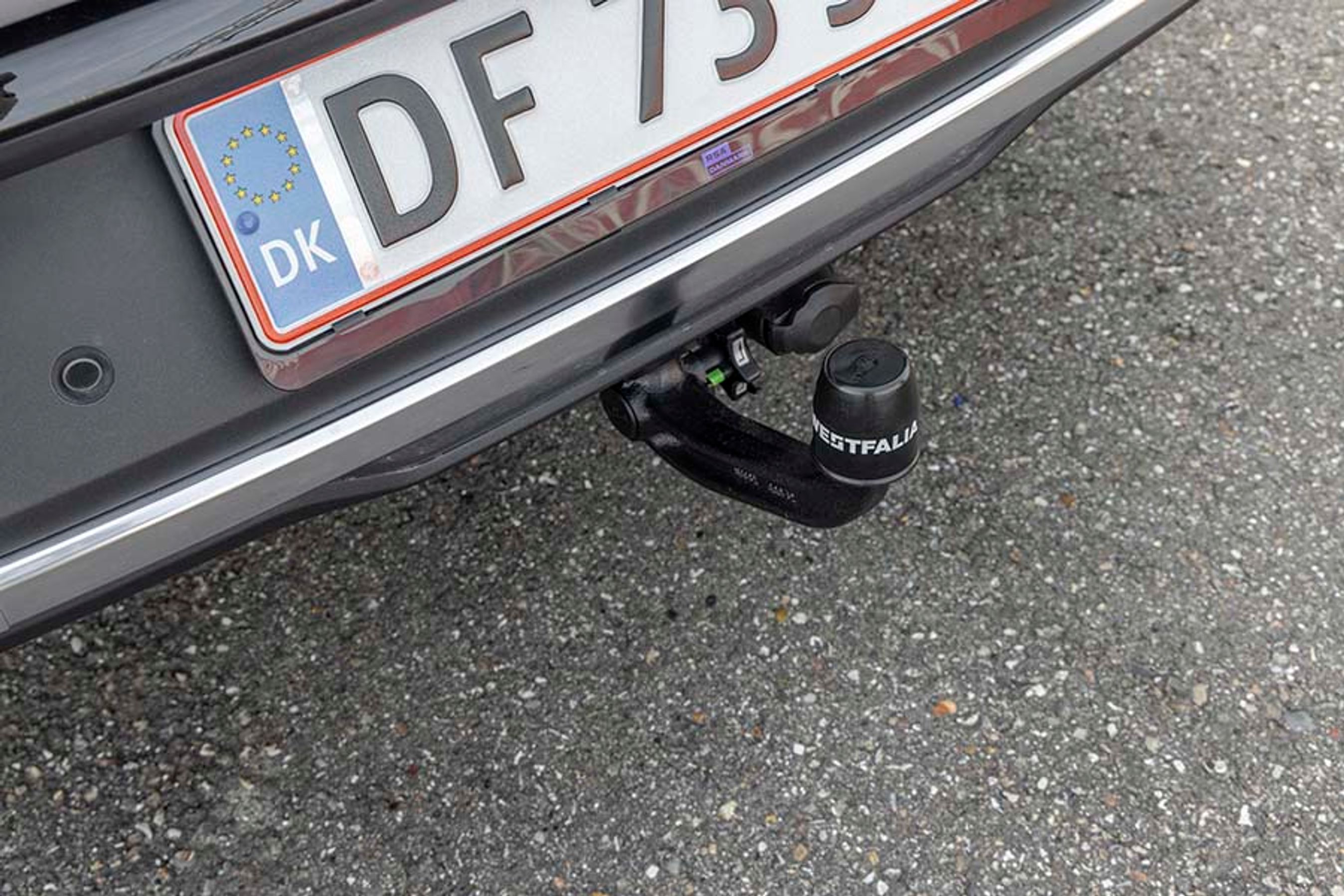 Maxus Euniq 6 kan udstyres med et aftageligt træk for 9.295 kr. Bilen må dog kun trække op til 400 kg, uanset om påhængsvognen har bremser eller ej.