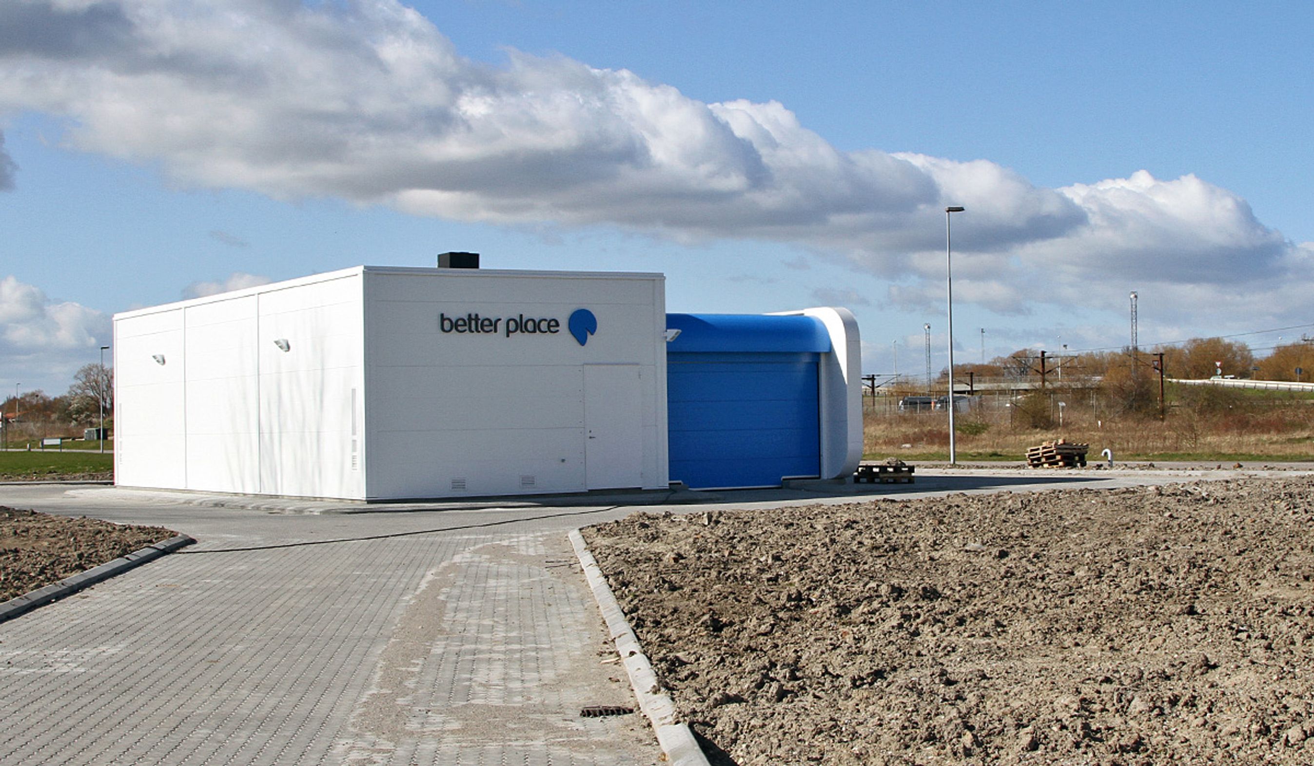 Batteriskiftestationerne ligger nu øde hen.