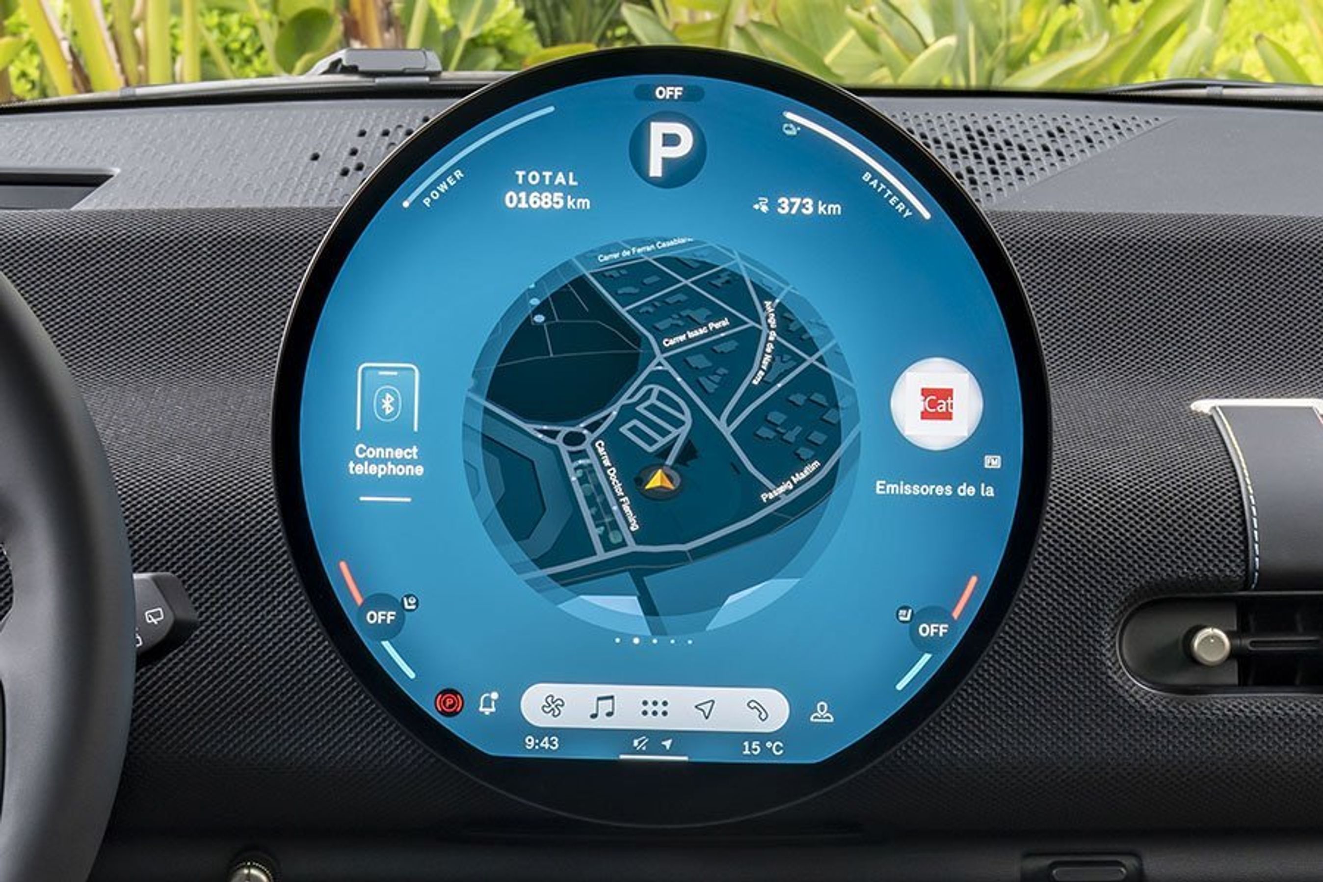 Rund skærm i en Mini Cooper