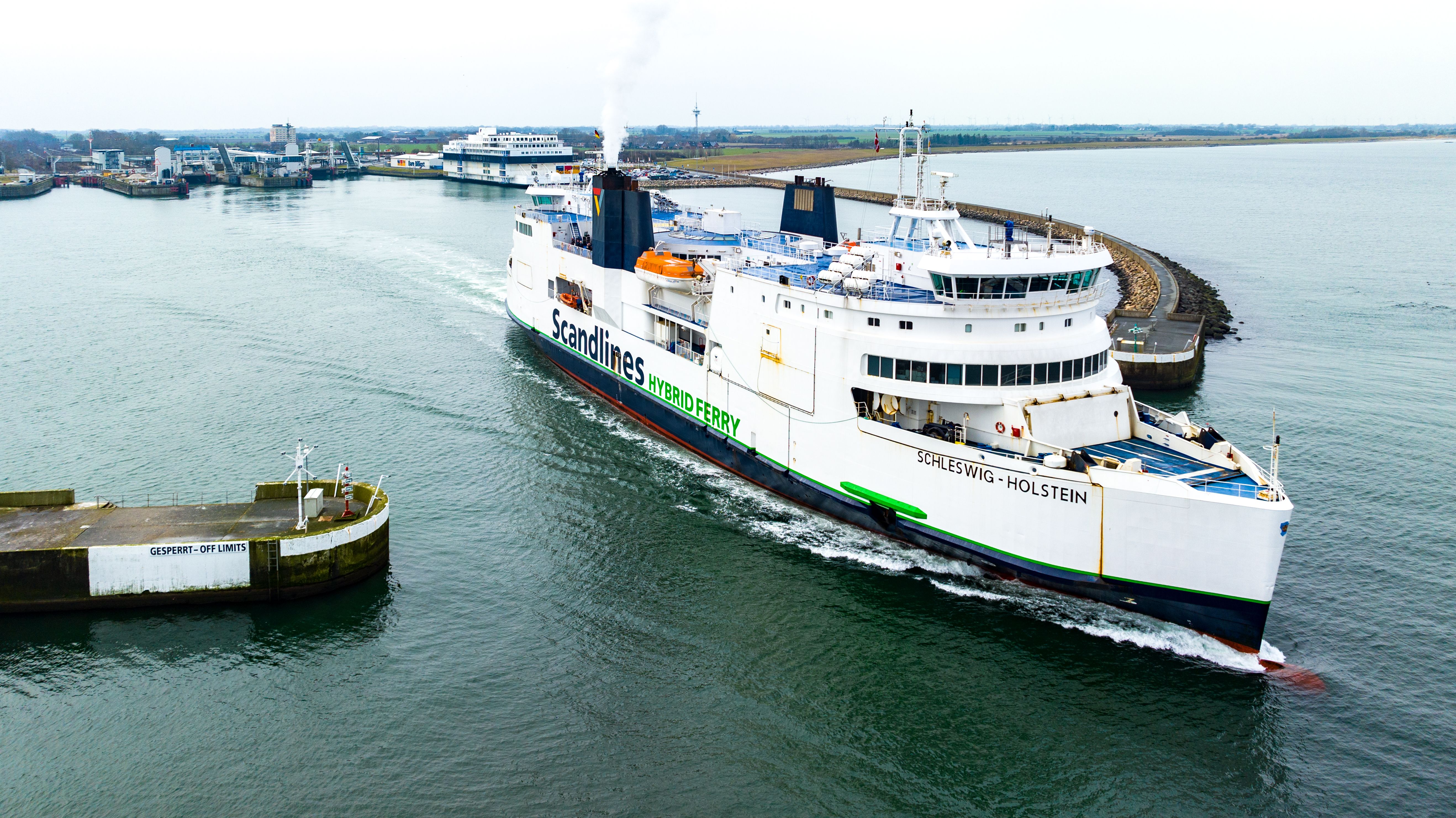 Scandlines sejler ud af havn