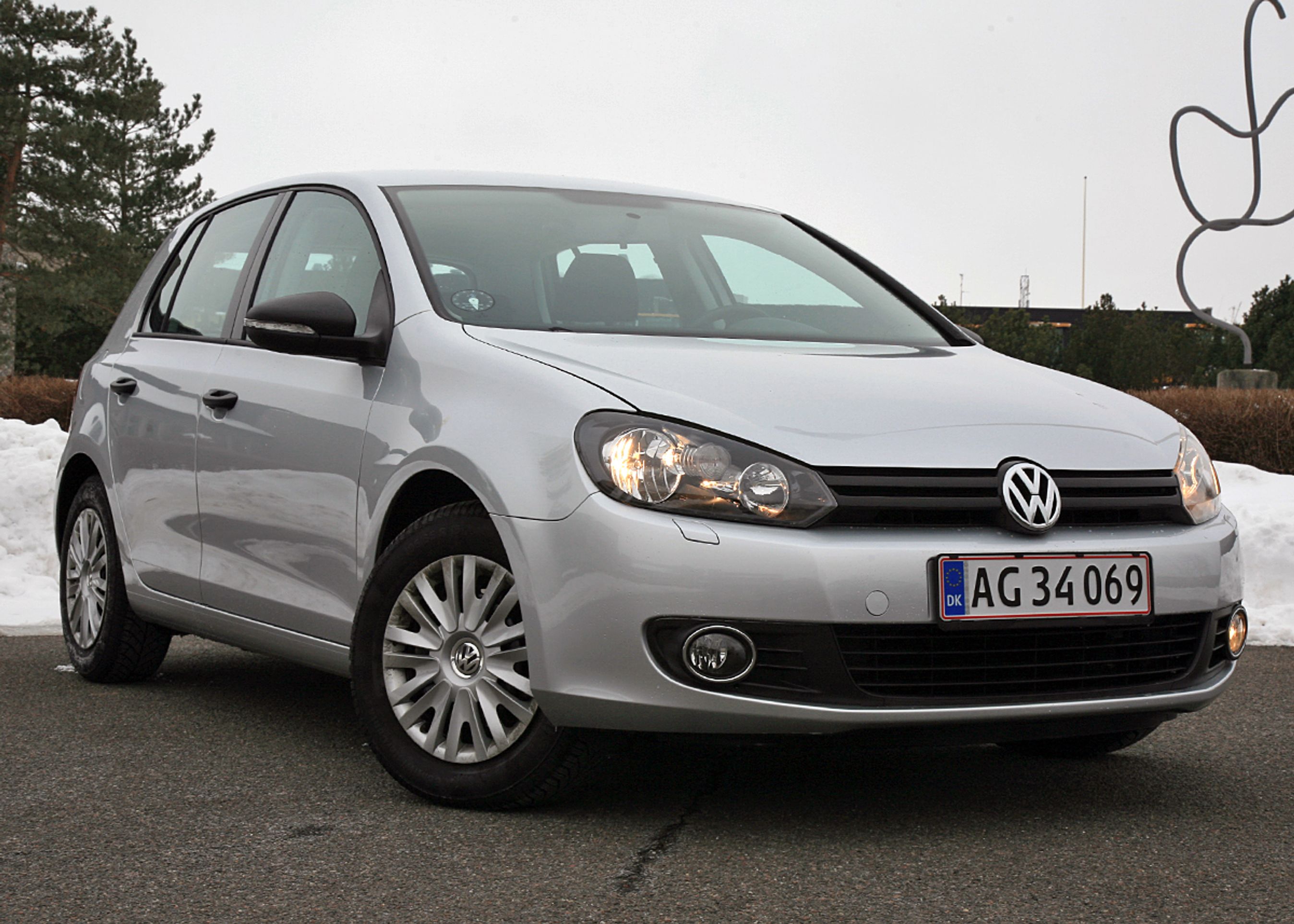 VW Golf - i alle generationer - er stadig den mest handlede brugte bil i Danmark.