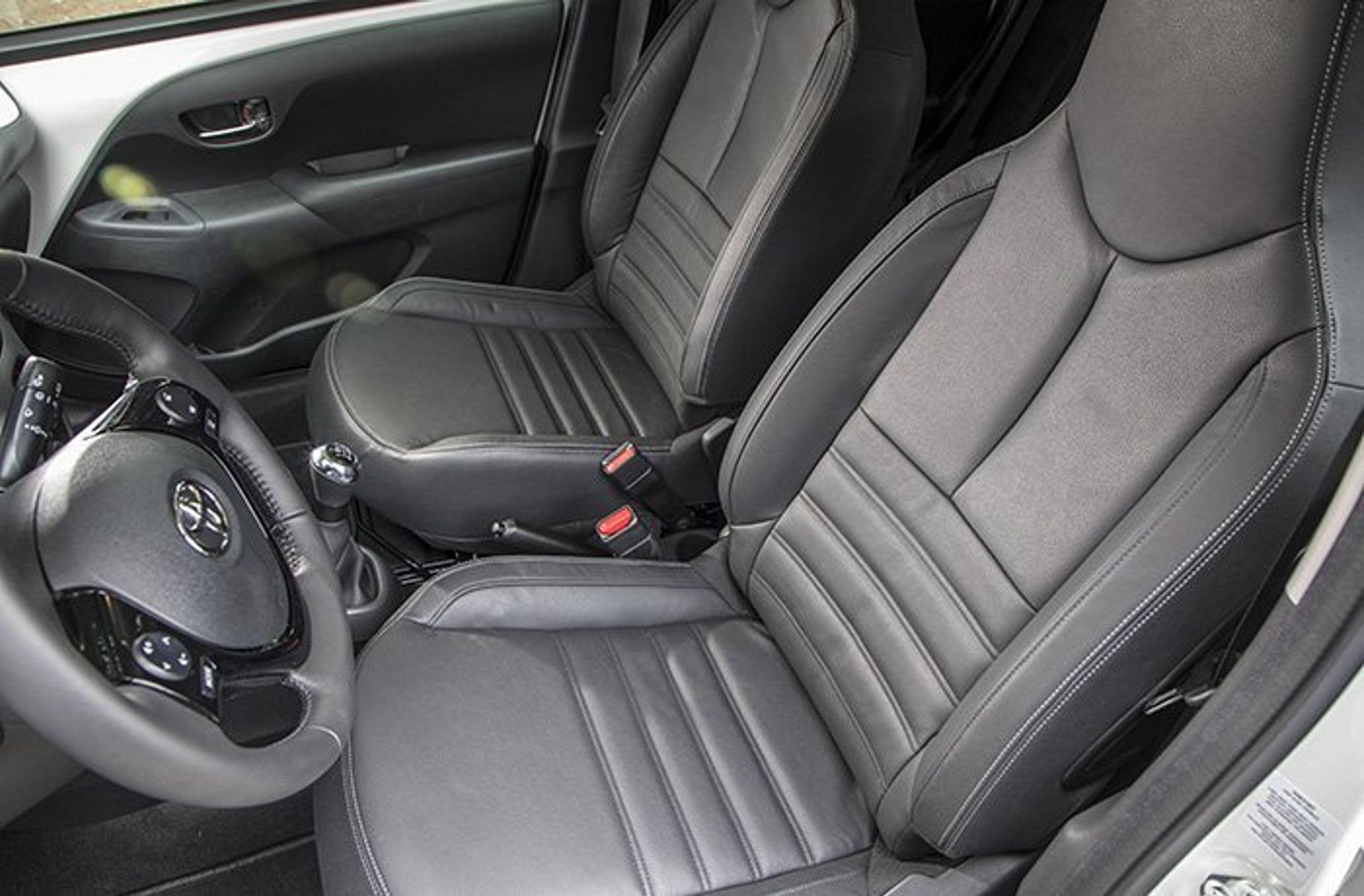 Toyota Aygo lædersæder