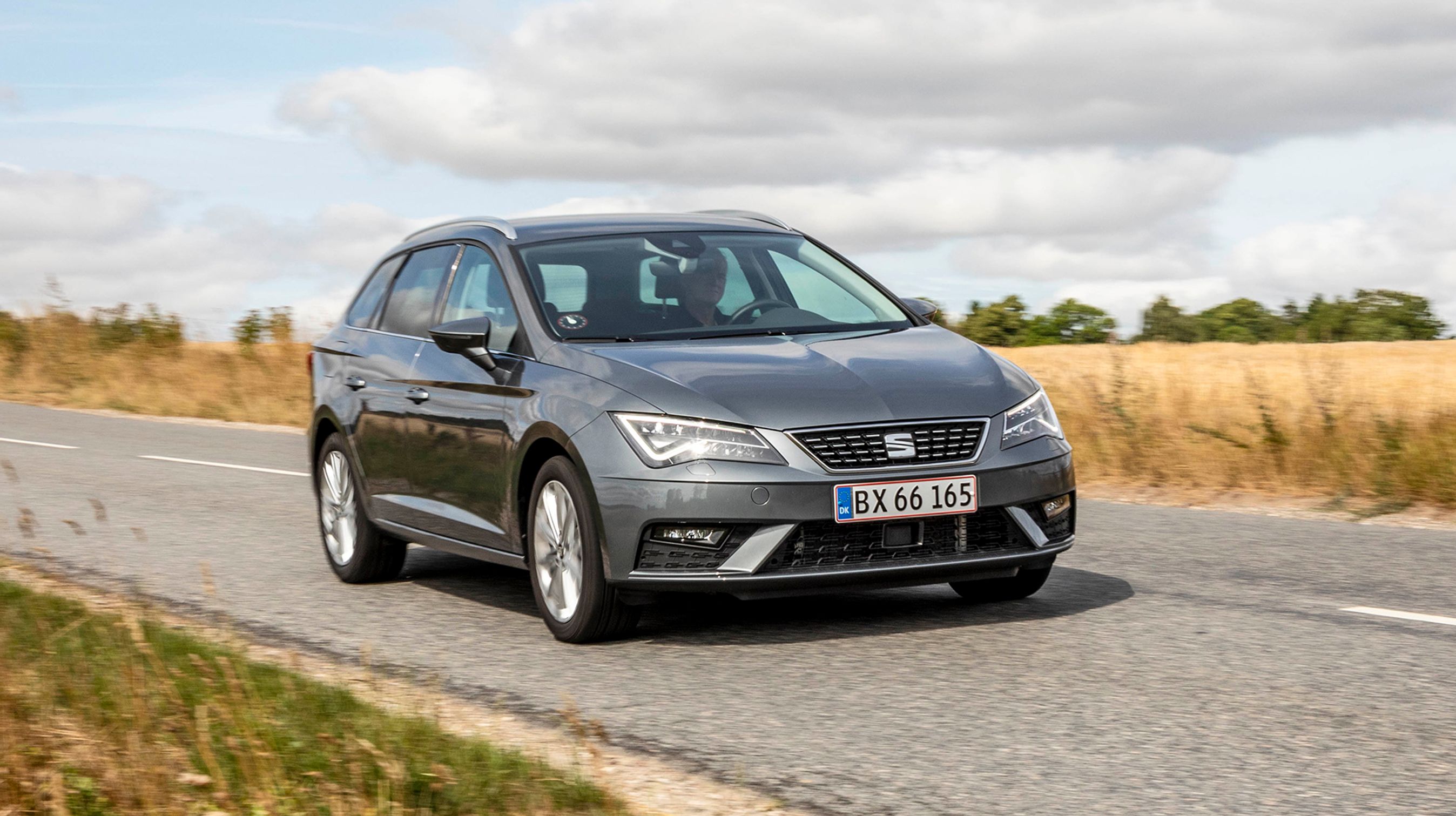 Seat Leon ST forfra