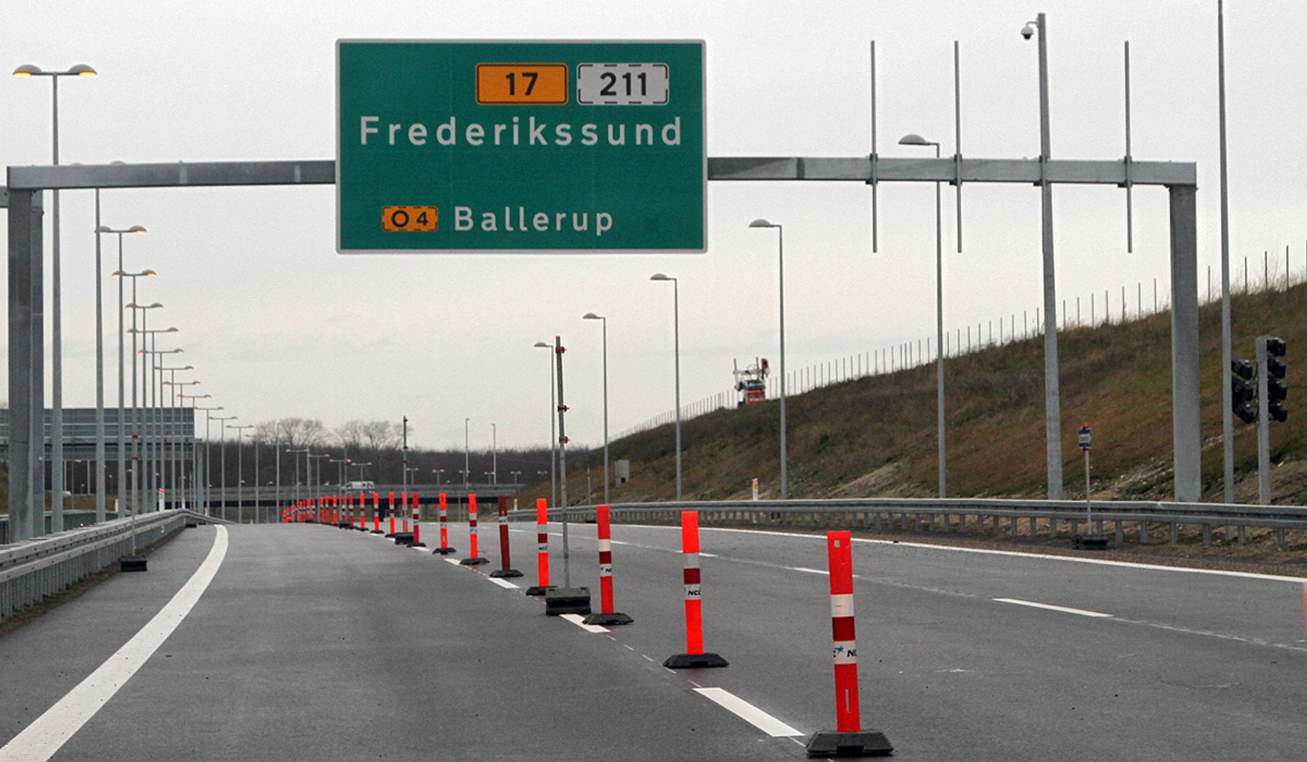 De sidste afspæringer og fartbegrænsninger forsvinder nu på Frederikssundsmotorvejen.