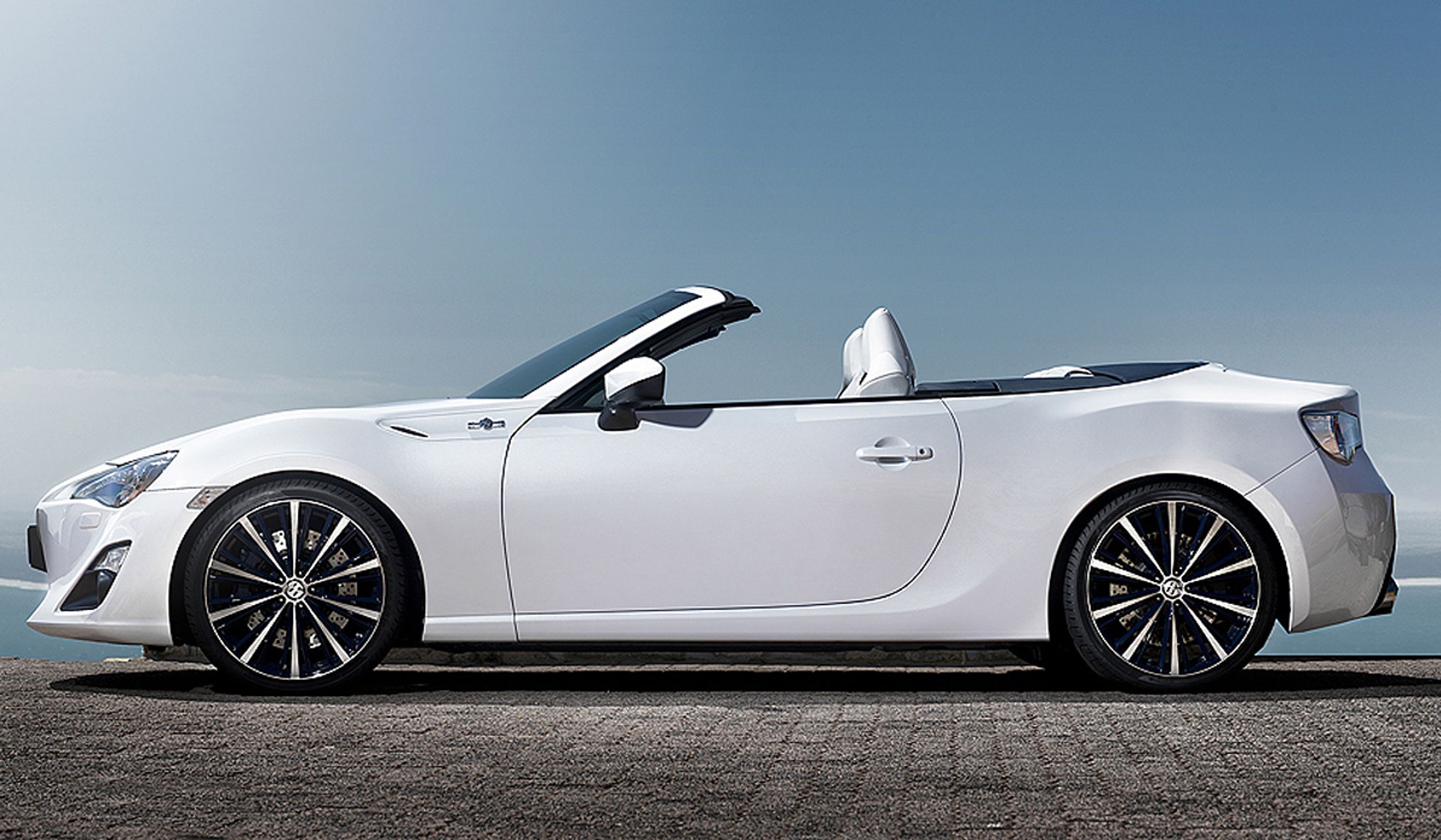Toyota GT86 cabriolet kaldes indtil videre FT86 Open Concept.