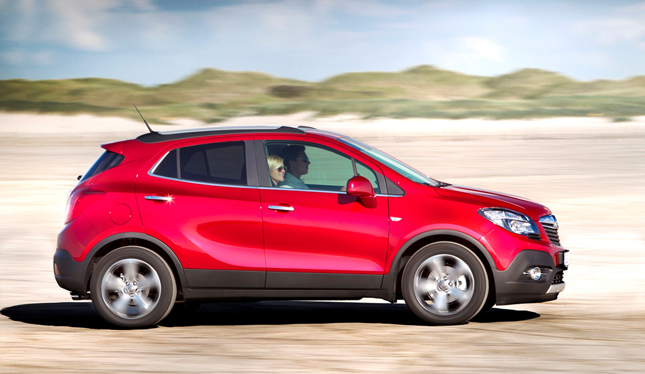 Opel Mokka er skabt til kørsel i let terræn, men den opfører sig alligevel bedst i by og på motorvej.