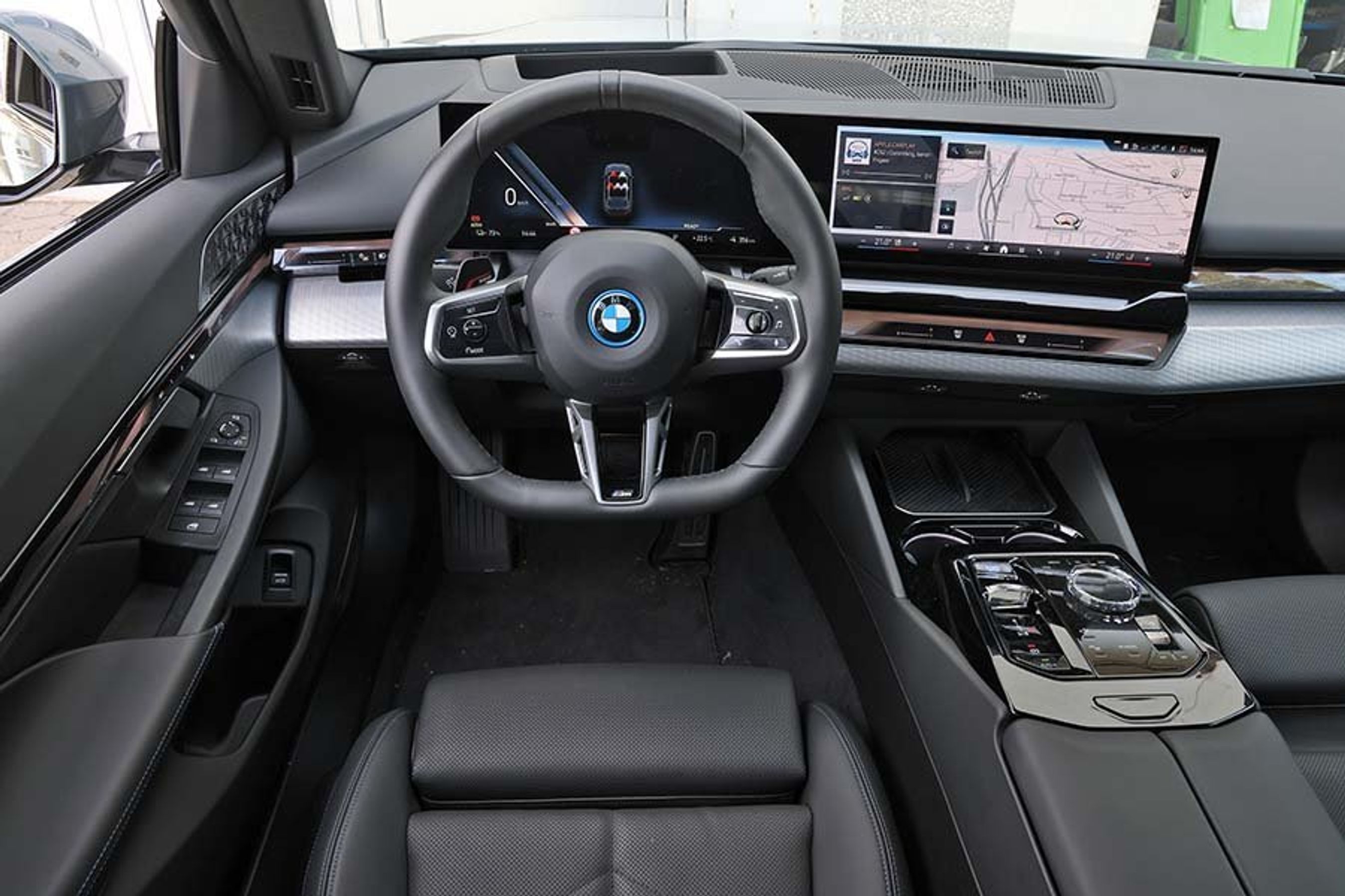 Førerplads i BMW i5 Touring