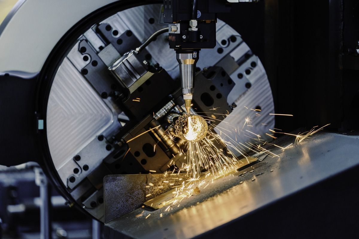 laser cutting machine with sparks