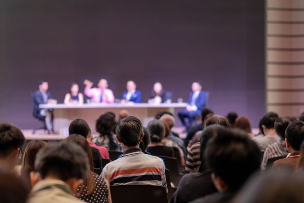 LinkedInの公開データが30分で標的型攻撃に転用されるリスク：AIが標的分析を高速化