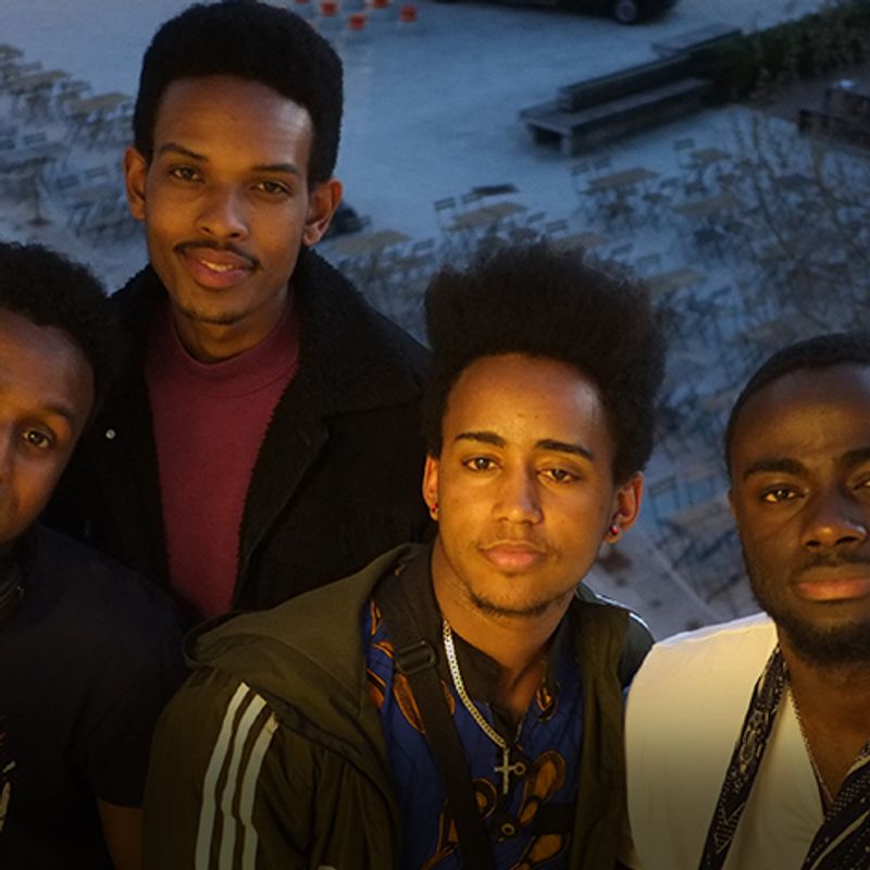 Bergen Groovers make the first move