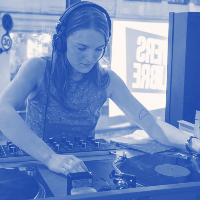 Vinyl DJ Workshop with Emili Carin Rønning
