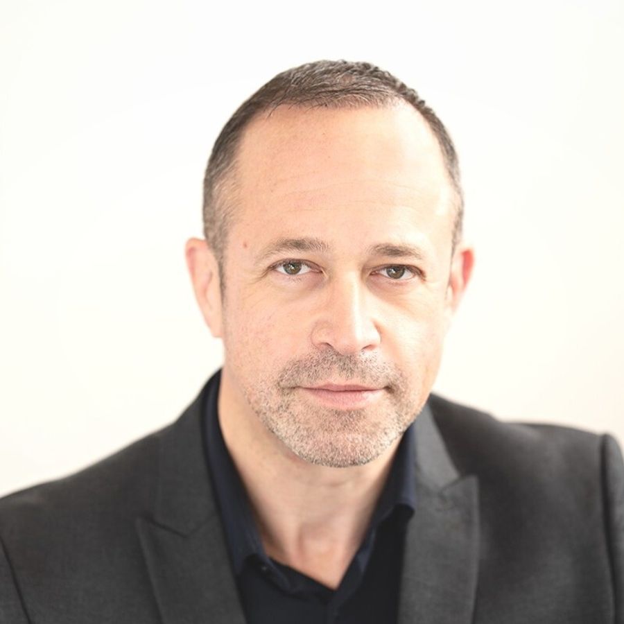 Headshot of Adam Winter