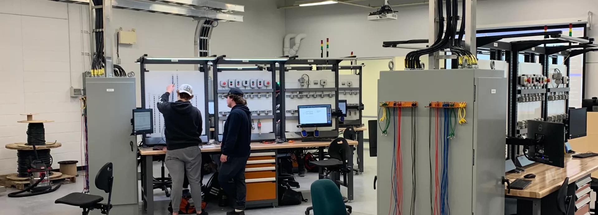 Electrical Engineering Technician