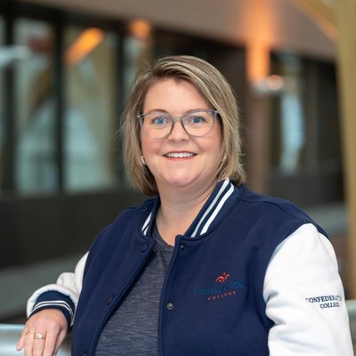 Photo of Mandy Wright