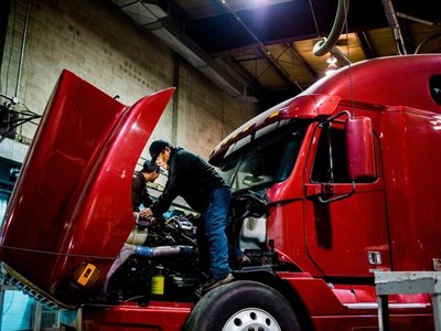 Heavy Duty Equipment Technician Apprenticeship