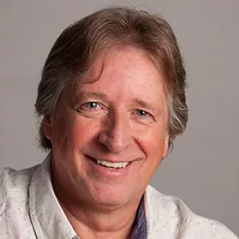 Photo of Prof. Steve Robinson