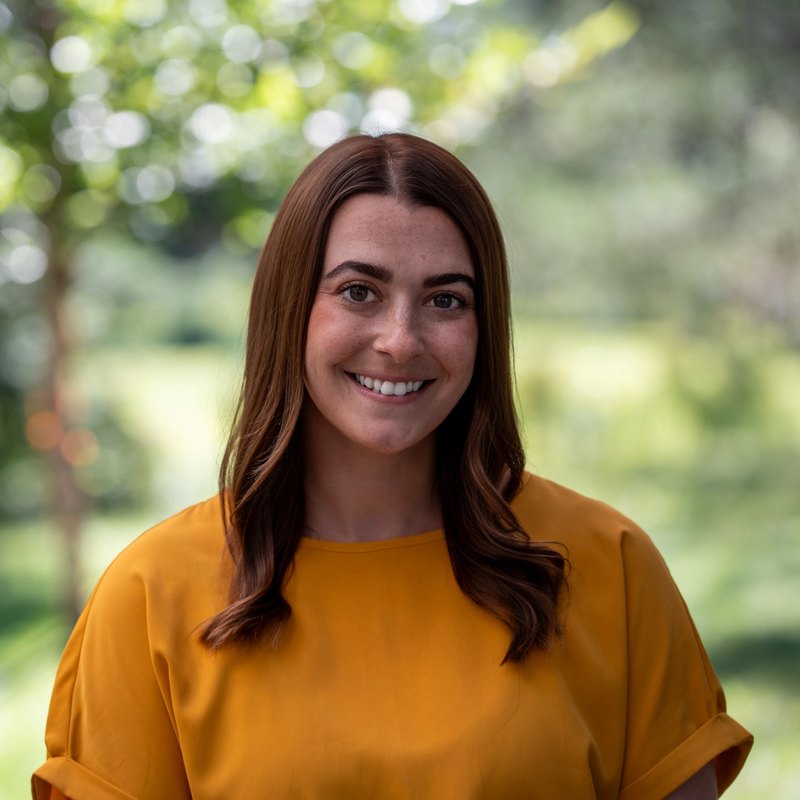 Photo of Stefanie Davis