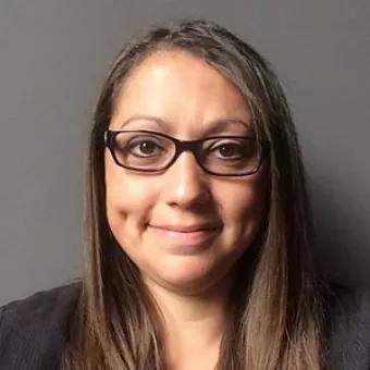 Photo of Prof. Amanda Sundell