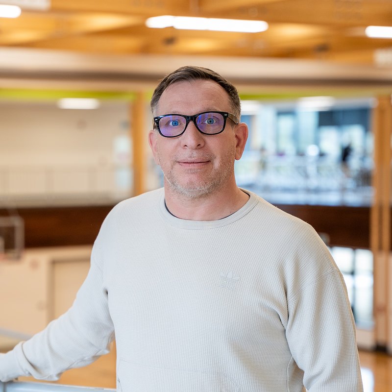 Photo of Tavis Schmerk