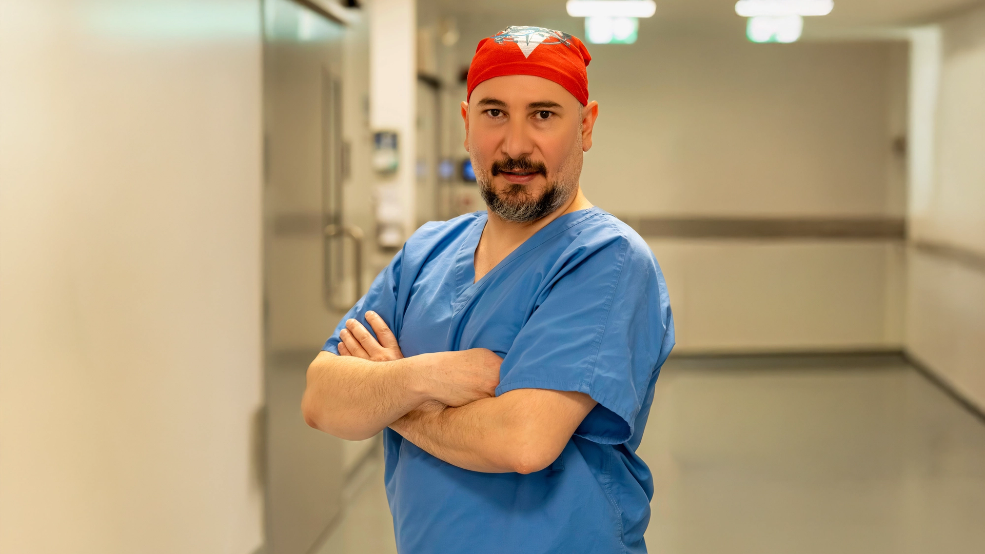 علاج الانزلاق الغضروفي بدون جراحة دبي | DRFK ملك العمود الفقري