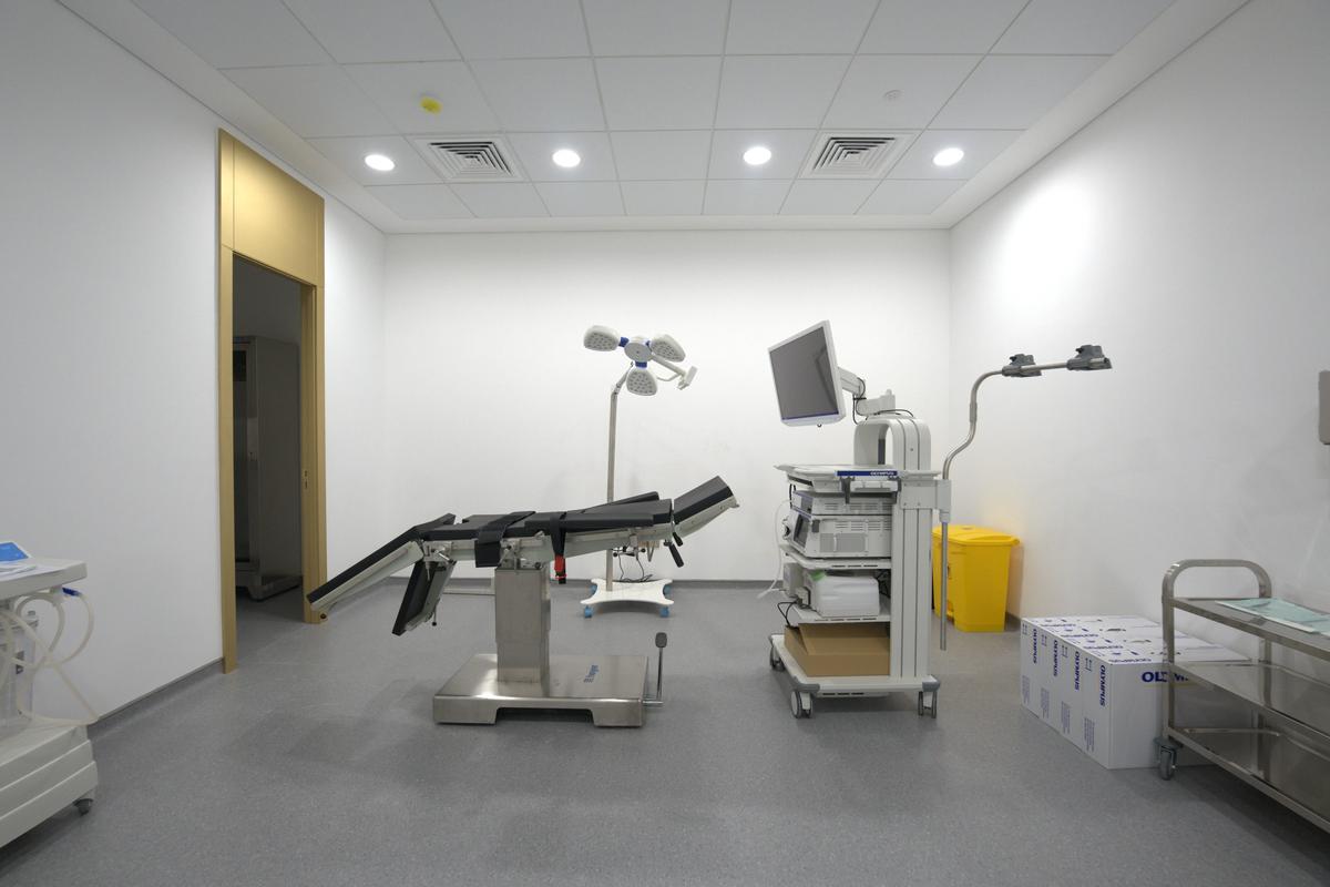 Advanced medical technology at DRFK featuring modern medical equipment and systems