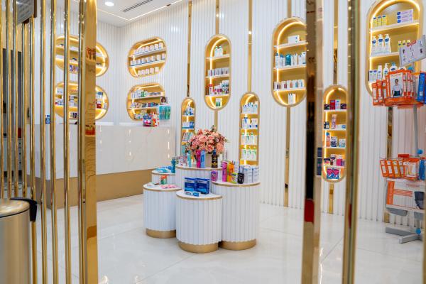 Why a Medical Center with an In-House Pharmacy Matters in Jumeirah