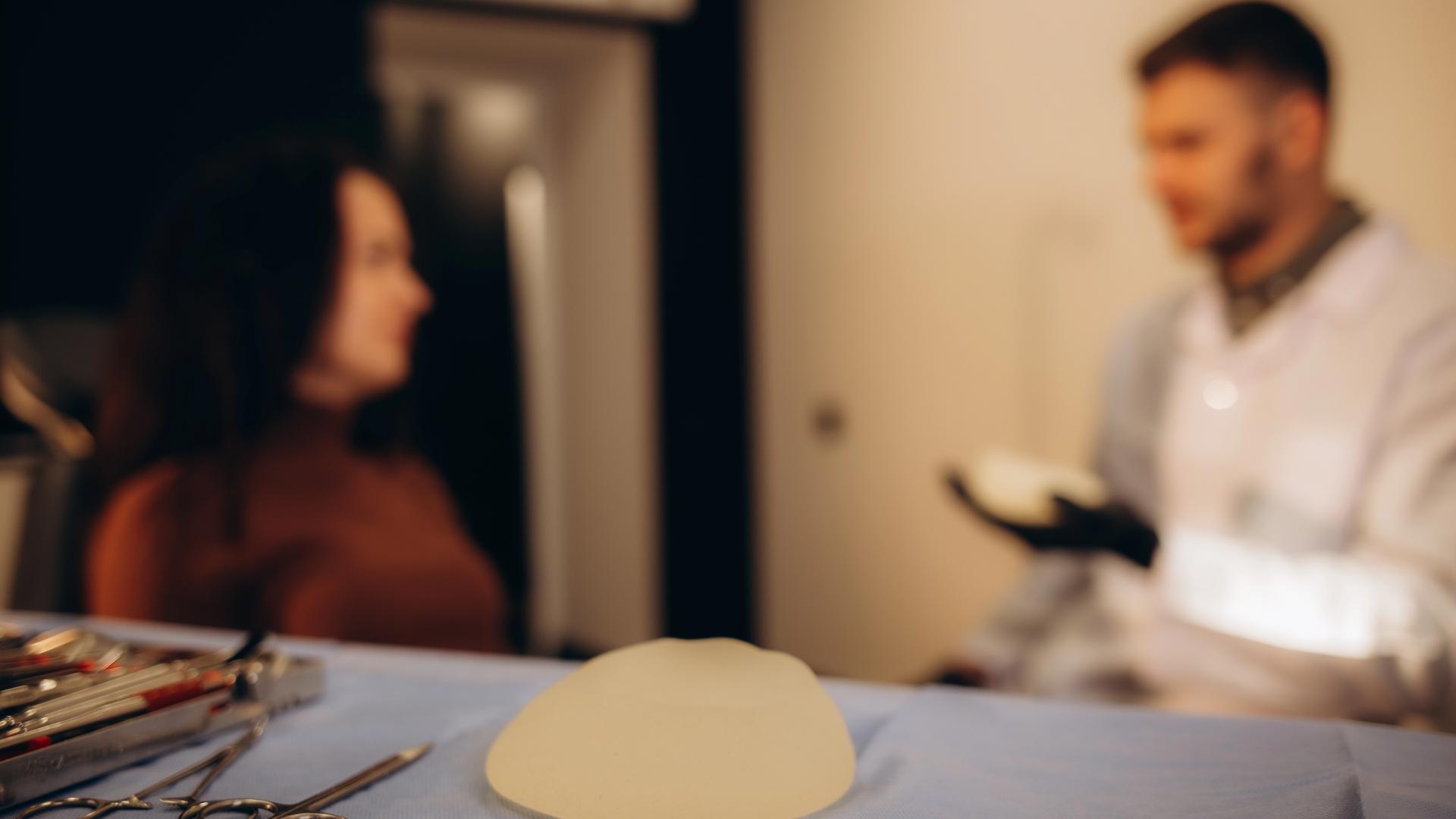 Breast Implant Surgery in Dubai | Natural Results – DRFK