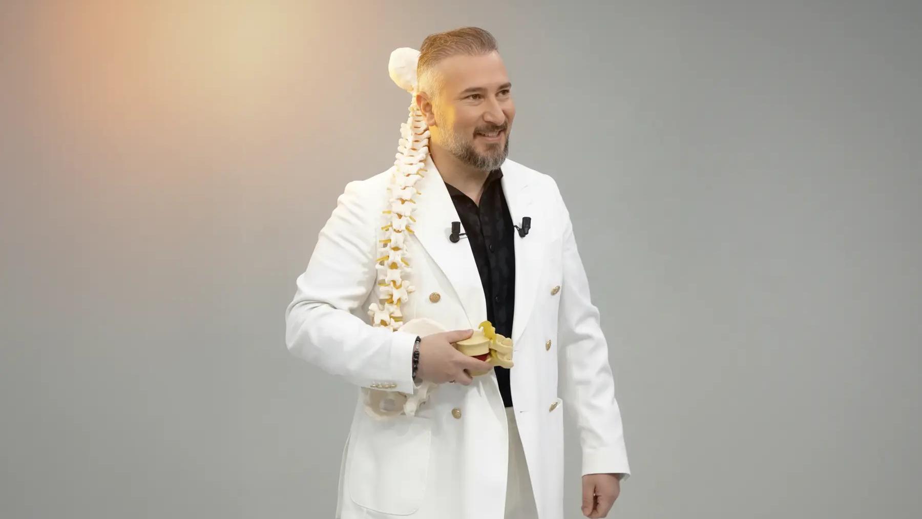 متى تحتاج جراحة العمود الفقري؟ شرح طبي من د. فاتح كرار