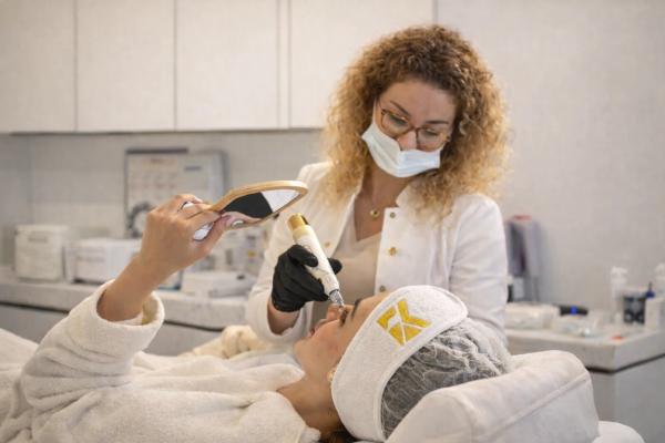 Luxury Non-Surgical Face Lift in Dubai – DRFK Jumeirah