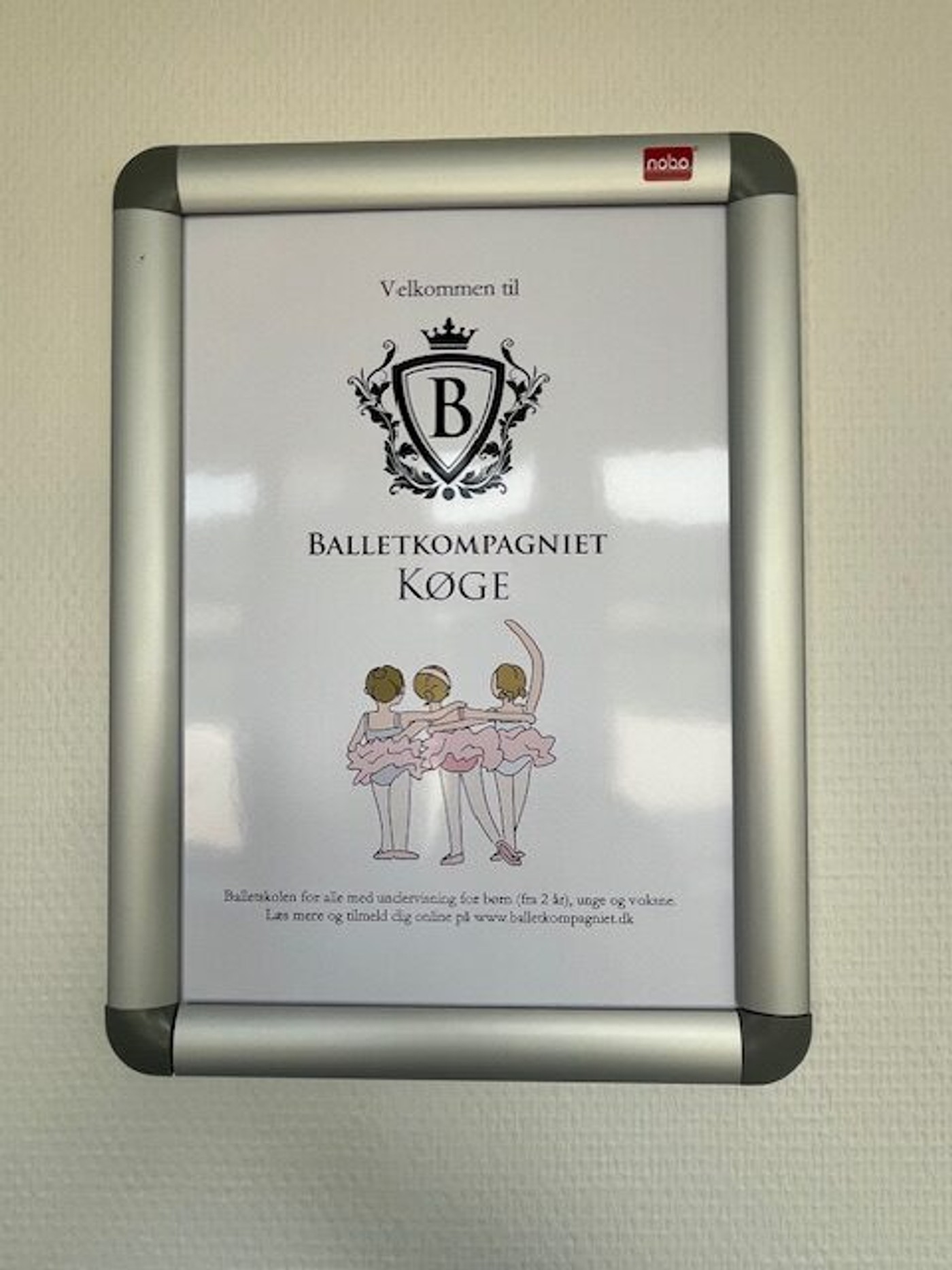 Stålet bøjer sig for ballettens ynde: Dansk Metal åbner dørene for Balletkompagniet i Køge