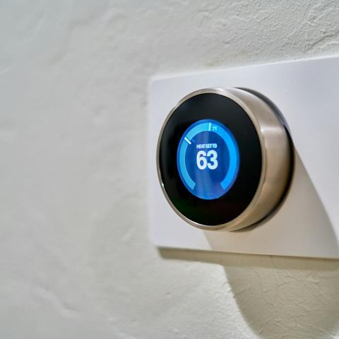 Termostato intelligente a parete