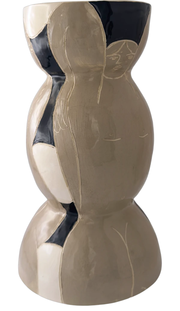 Vase M, view 13