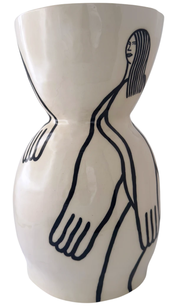 Vase R, view 3