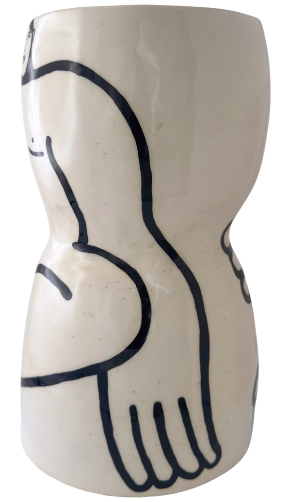 Vase H, view 13
