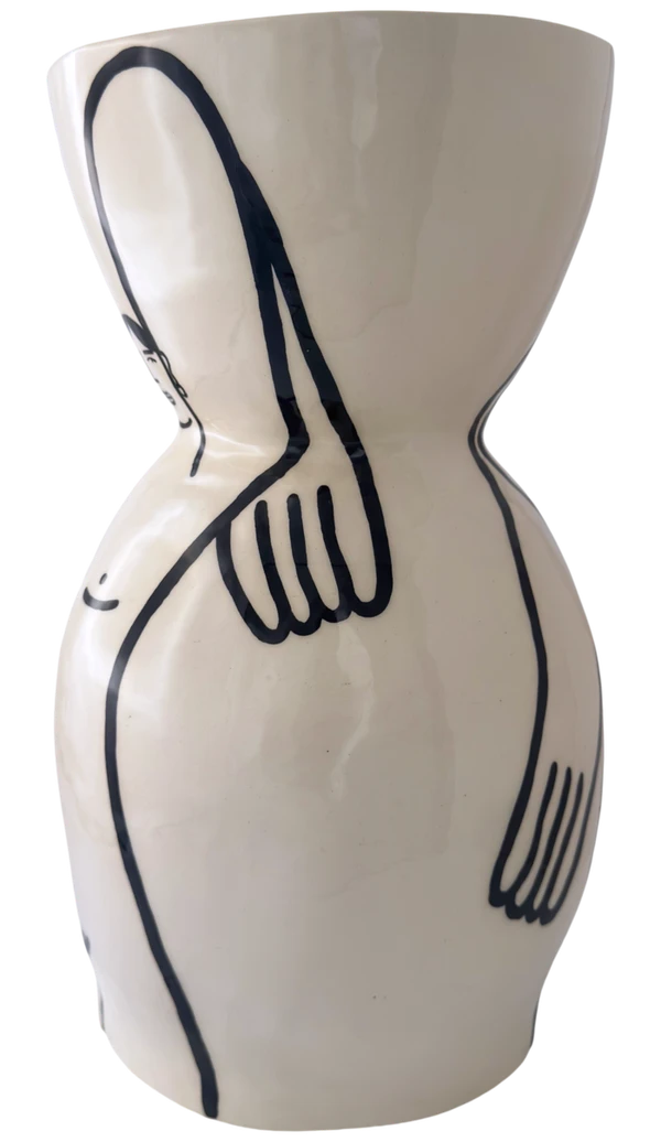 Vase R, view 5