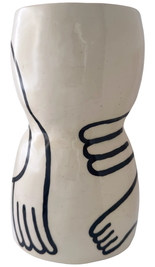 Vase H, view 11