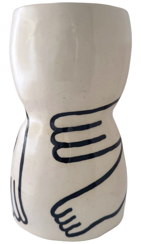 Vase H, view 10