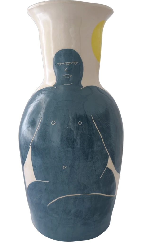 Vase L, view 1