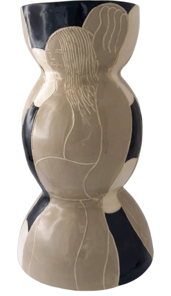 Vase M, view 6